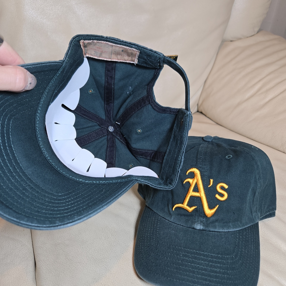 Green 47 Brand Oakland Athletics Clean Up Clover Adjustable Slouch Hat MLB - Picture 3 of 6